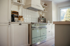 British Living Logo Atelier Freienstein