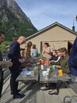 2026 Hütten und Paläste Landsgemeinde Glarus Logo Atelier Freienstein